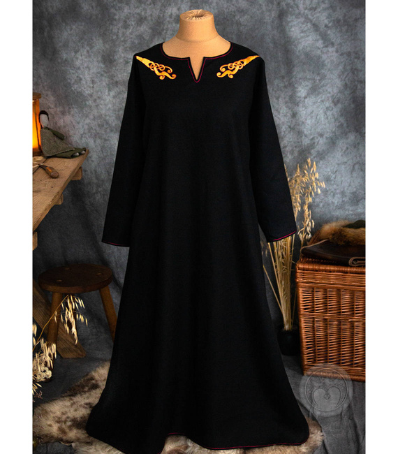 Rich linen dress with two wedges, split neckline and handmade embroidery made of natural silk 