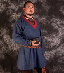 Skjoldehamn wool tunic