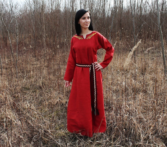 Rich linen dress with two wedges, split neckline and handmade embroidery made of natural silk 
